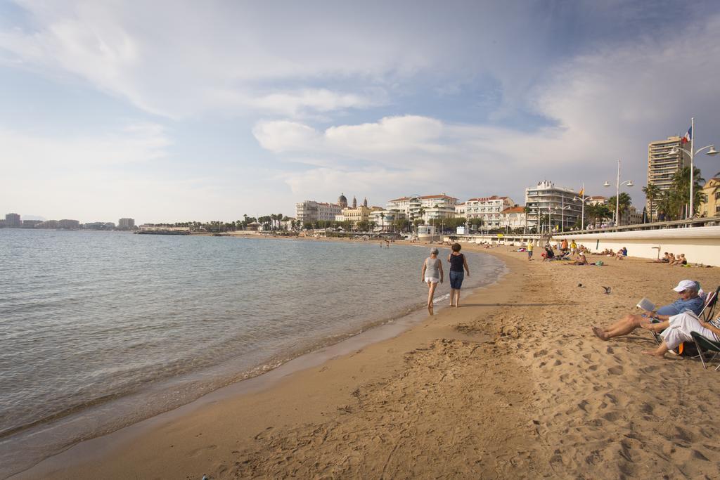 Village Vacances Le Lion De Mer Saint-Raphaël Kültér fotó